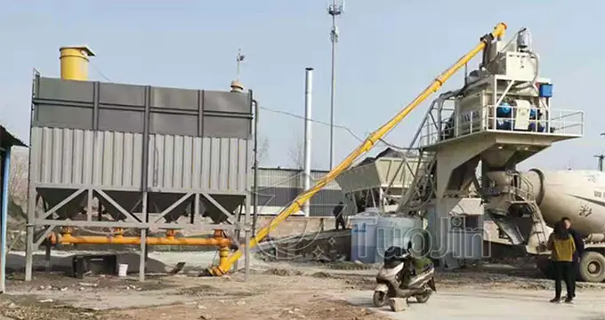 What are mobile concrete batch plants?